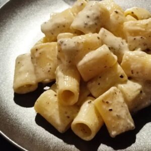 mezzemaniche cacio e pepe Cookit4Me cucina sana HomeChef