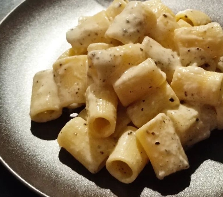 mezzemaniche cacio e pepe Cookit4ME cucina sana HomeChef